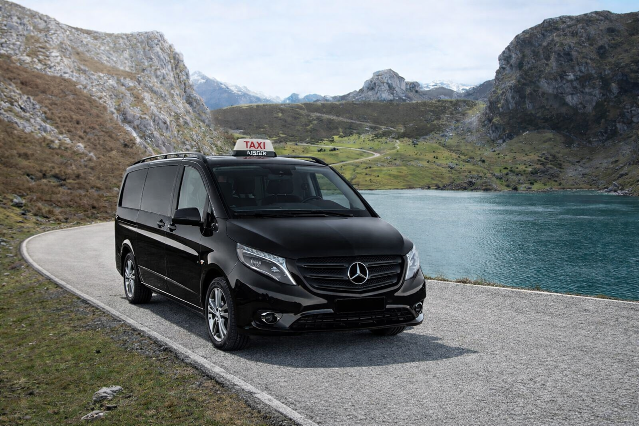 Van taxi available in Grasse